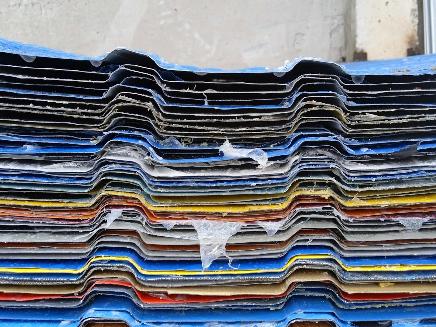 <span style="font-weight: bold;">профлист С-10 некондиция</span>